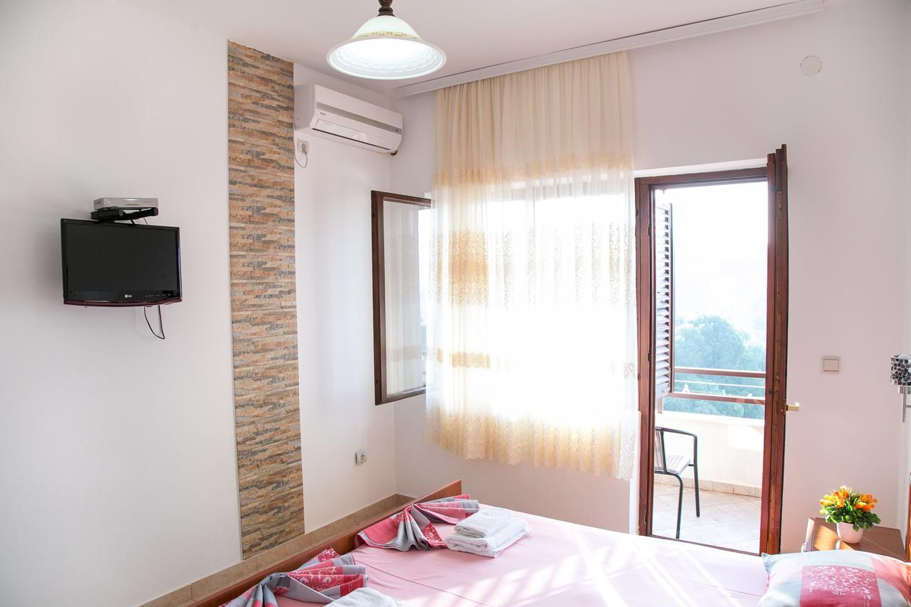 Apartments Aga อุลซิน ภายนอก รูปภาพ