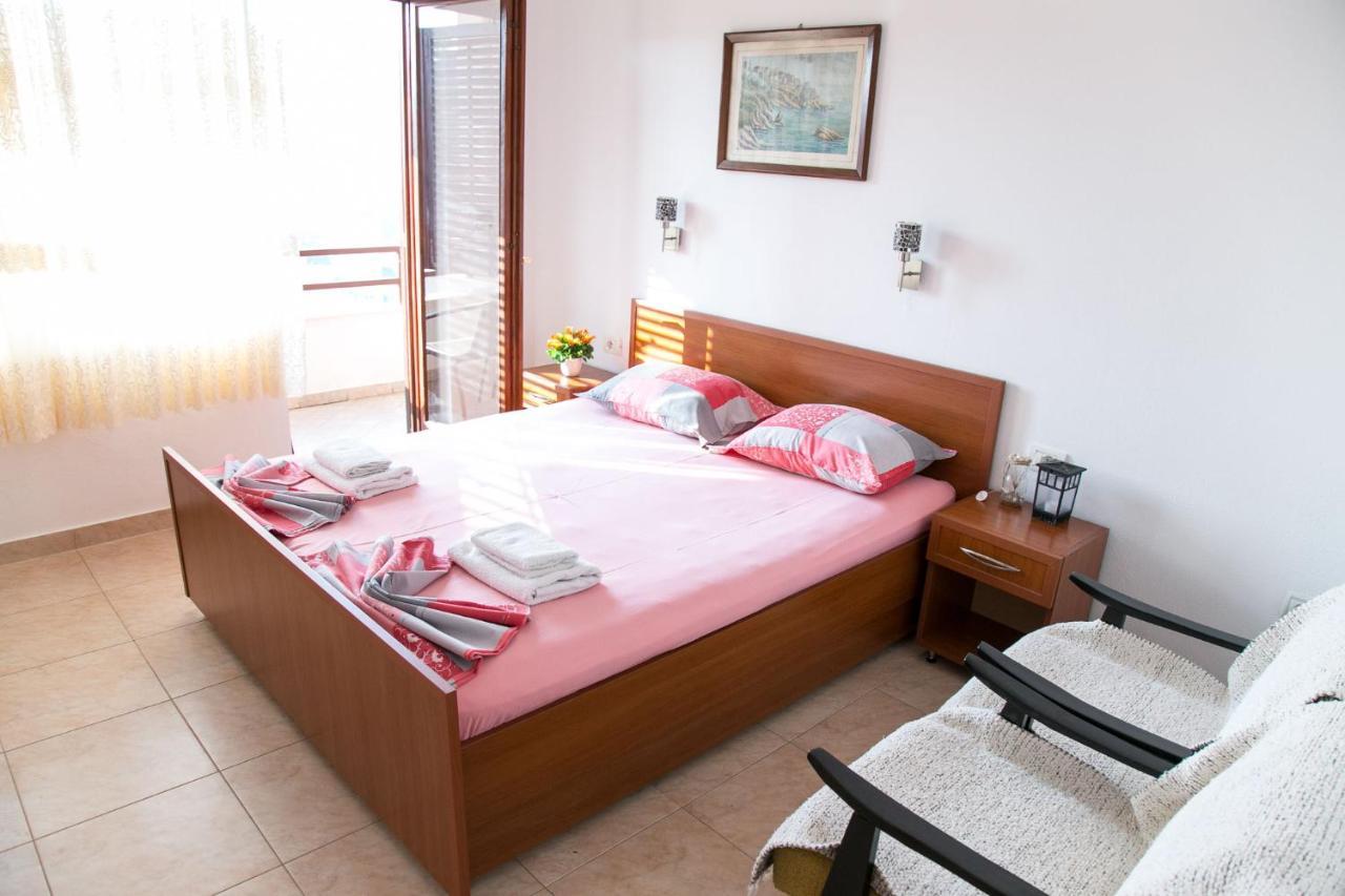 Apartments Aga อุลซิน ภายนอก รูปภาพ